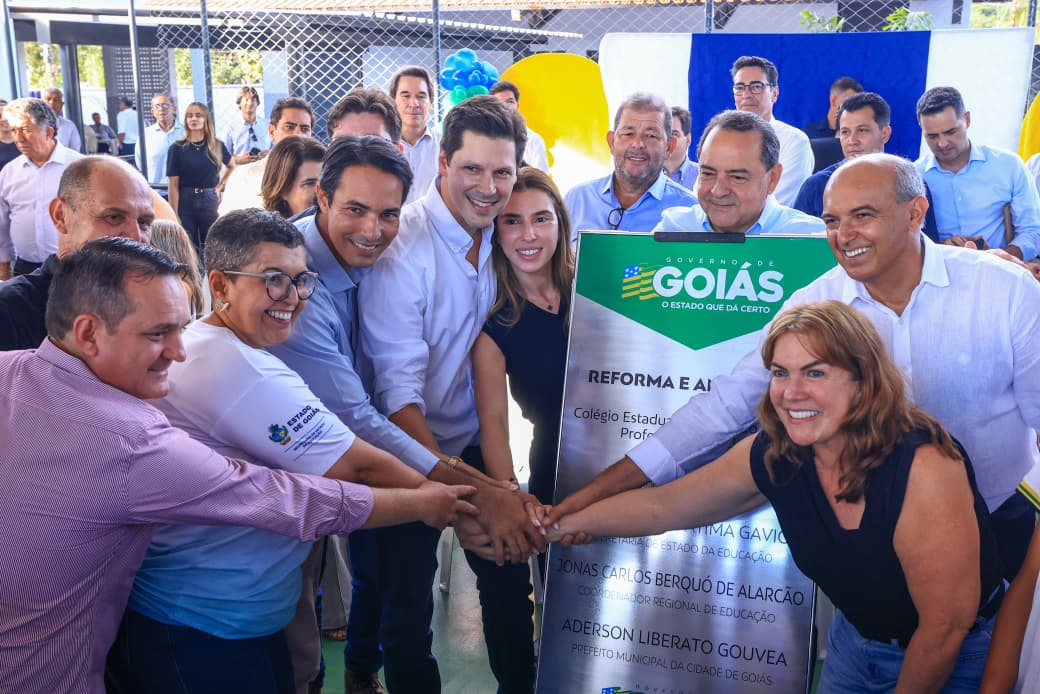 Daniel Vilela entrega reforma e ampliação de colégio na Cidade de Goiás