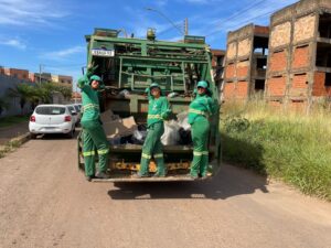 Valparaíso implanta primeira equipe de coleta de resíduos 100% feminina da região
