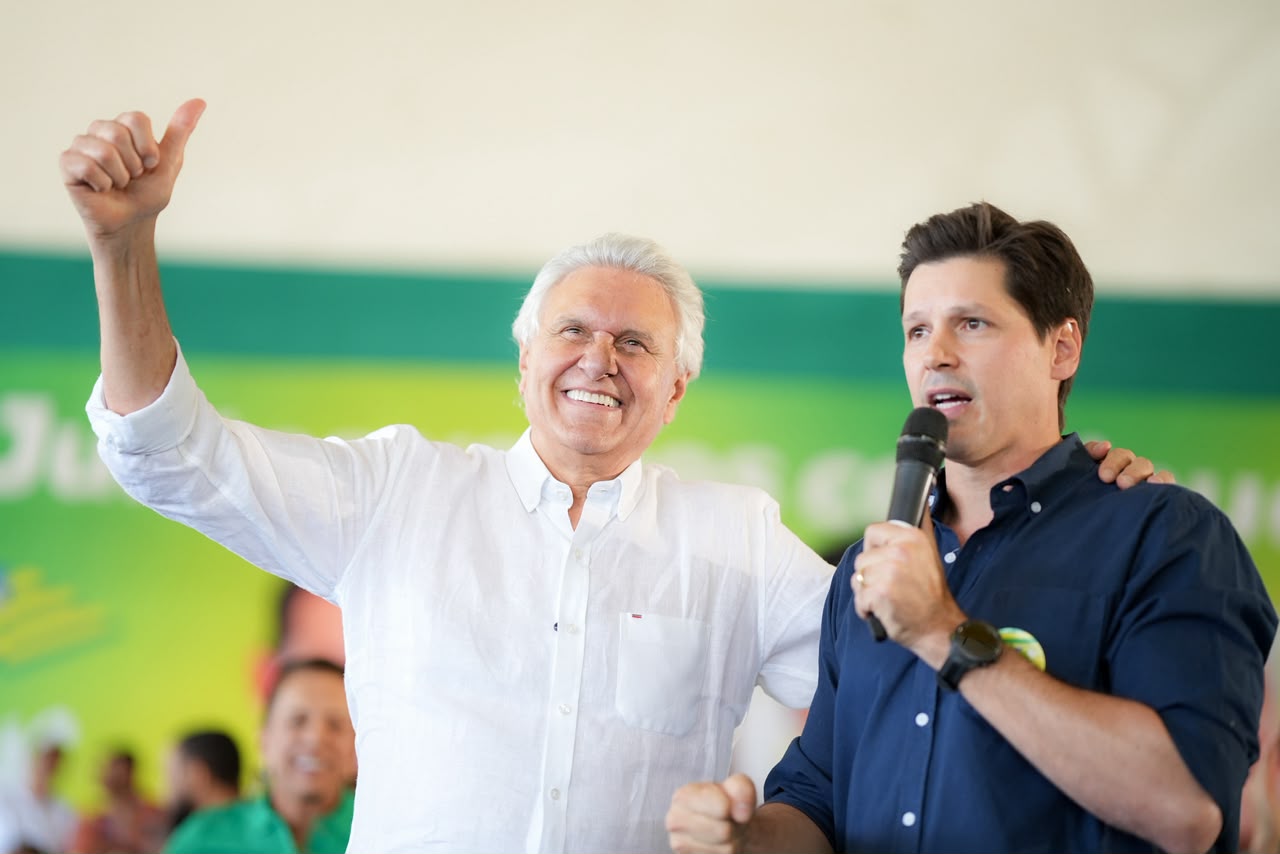 Com 10 mil pessoas em Trindade, Daniel Vilela encerra Pra Frente Goiás e impulsiona projeto de reeleição